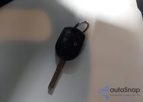 2015 Ford Fiesta Se z USA, uszkodzony, nr VIN 3FADP4BJ8FM126824